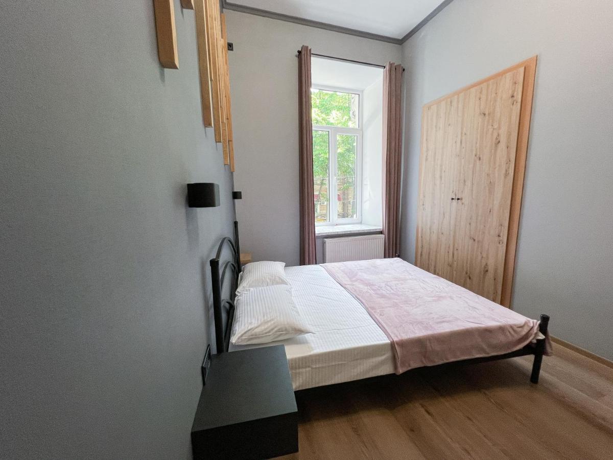 Apartments White Pearl Sadova Одесса Экстерьер фото
